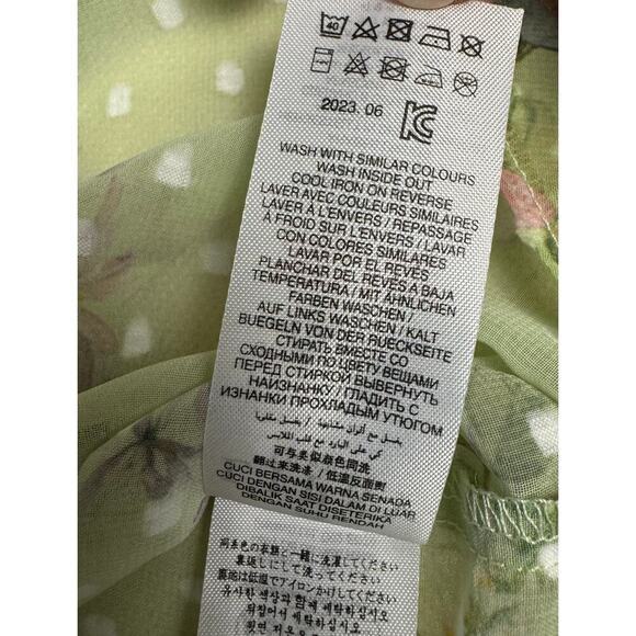 Lipsy London Sheer Floral Too US Size 6 Light Green Short Sleeve Blouse - Picture 9 of 10